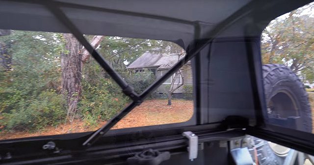 Bestop Supertop Camper Shell